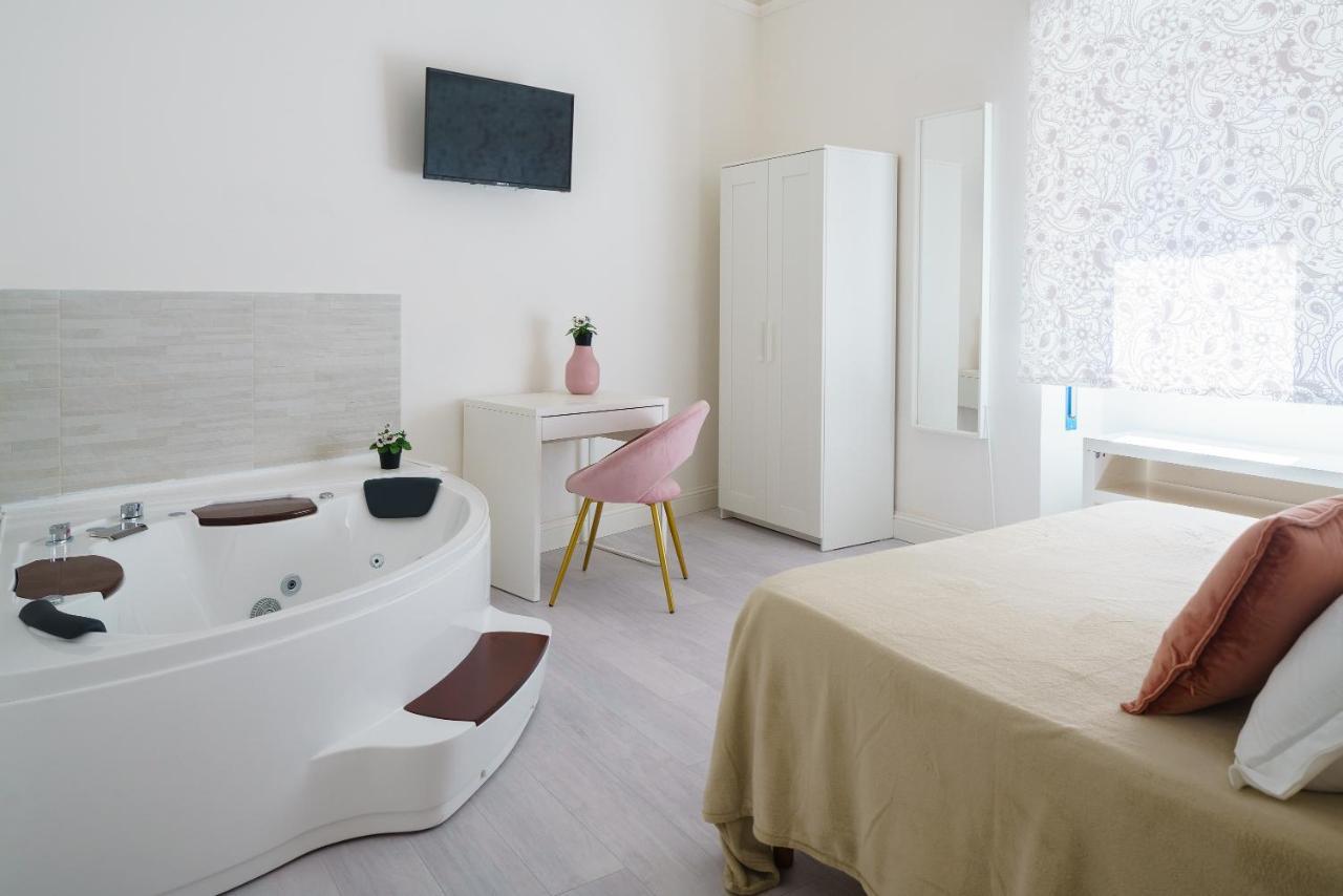 Atena Rooms Cagliari Zewnętrze zdjęcie