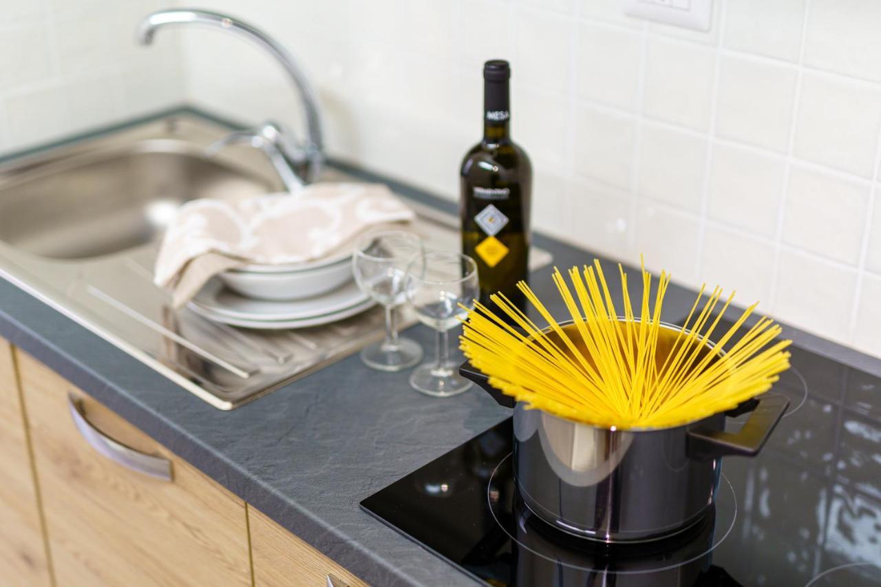 Atena Rooms Cagliari Zewnętrze zdjęcie